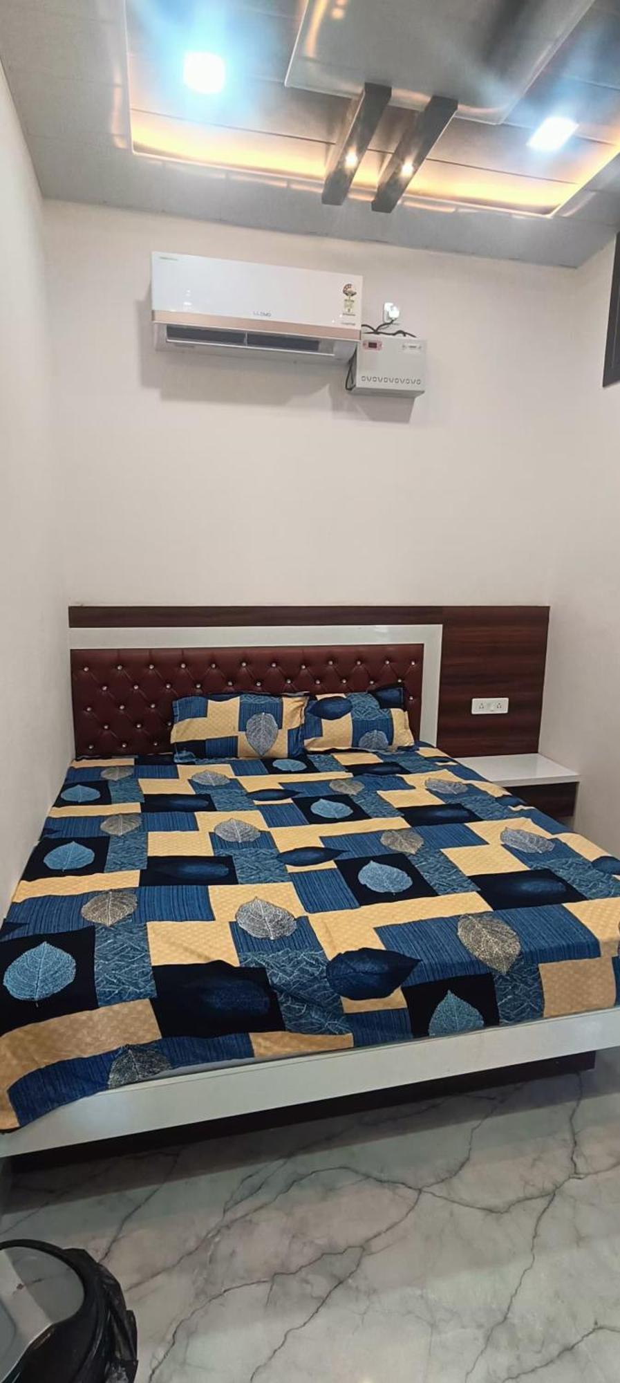 Goenka Home Stay Barsana Chhata Extérieur photo